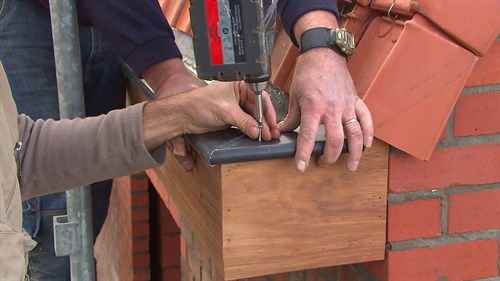 Autoconstruction — DobbitTVF.be 04:05